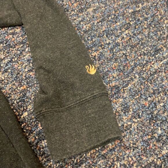 Gloria Vanderbilt Gold Trim Sweat Shirt sz. M - Picture 3 of 4